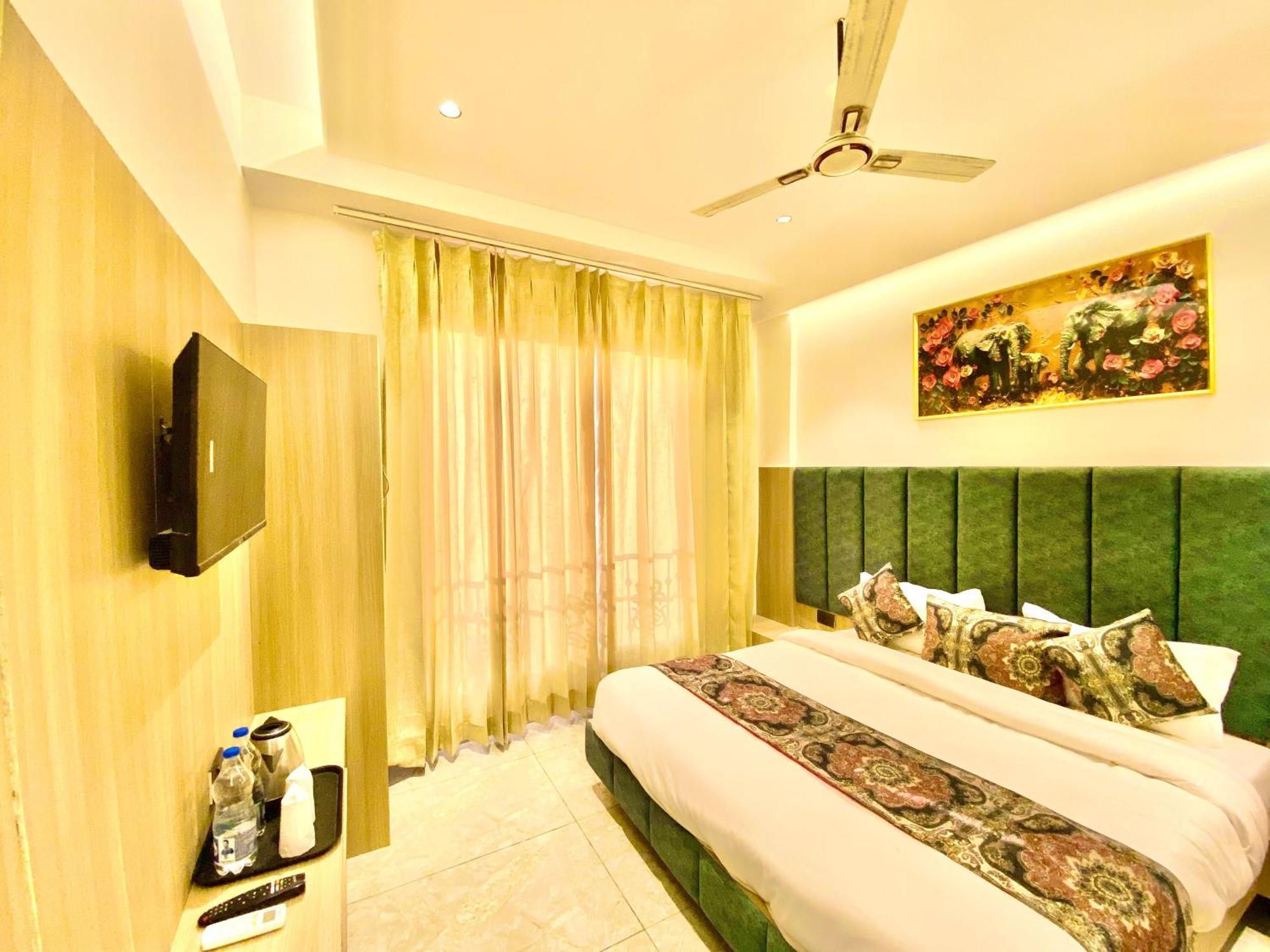 Park Plaza Hotel Near Golden Temple アムリトサル エクステリア 写真